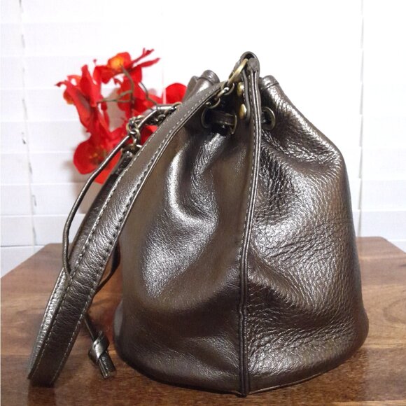 Hobo International Leather Metallic Bronze Shimmer Bucket Shoulder Bag - Picture 7 of 11